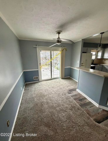 8206 Vaughn Mill Rd, Louisville, KY 40228