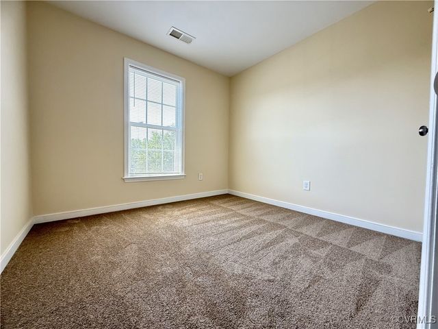 3000 Perdue Springs Ln, Chester, VA 23831