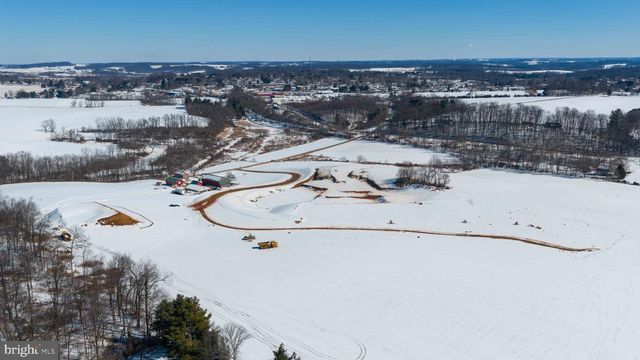 1001 KIRCHNER RD, New Freedom, PA 17349