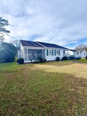 319 West End Rd, New Roads, LA 70760