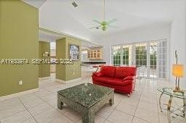 12982 SW 27th St, Miami, FL 33175