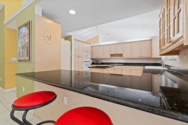 12982 SW 27th St, Miami, FL 33175