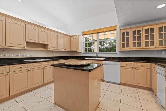 12982 SW 27th St, Miami, FL 33175