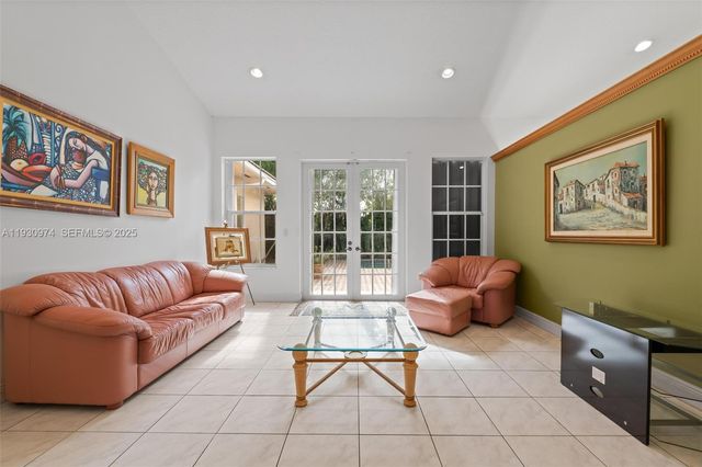 12982 SW 27th St, Miami, FL 33175