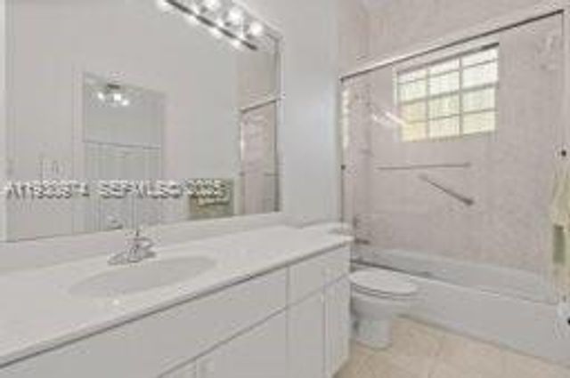 12982 SW 27th St, Miami, FL 33175