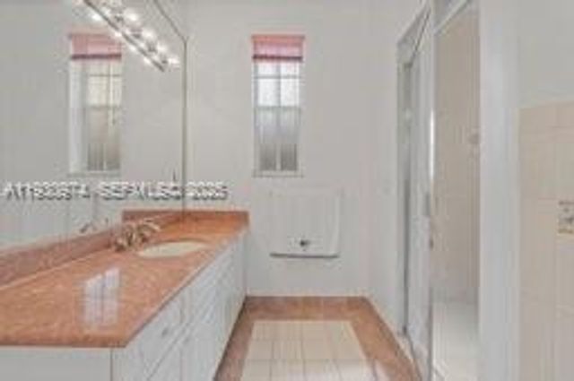 12982 SW 27th St, Miami, FL 33175