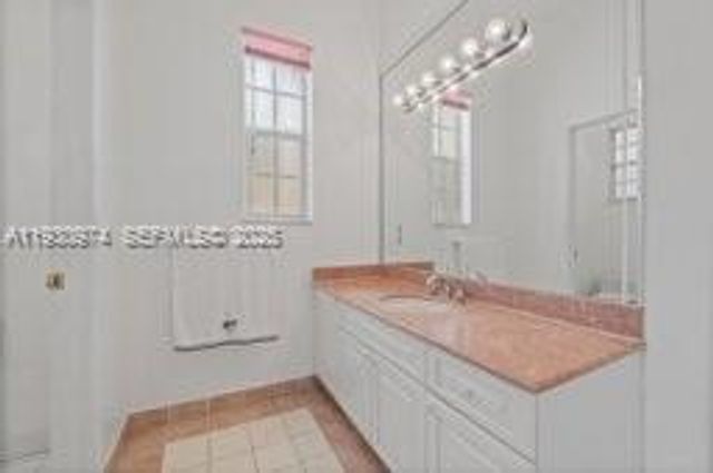 12982 SW 27th St, Miami, FL 33175