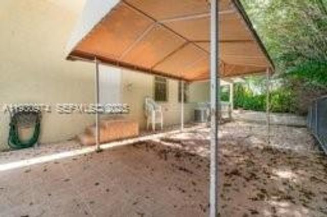 12982 SW 27th St, Miami, FL 33175