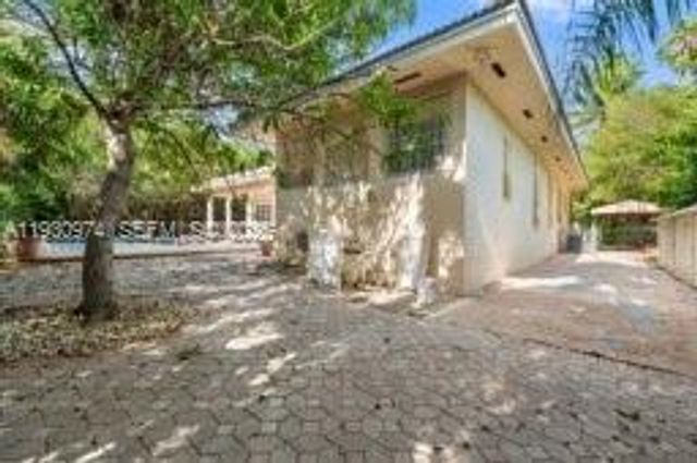 12982 SW 27th St, Miami, FL 33175