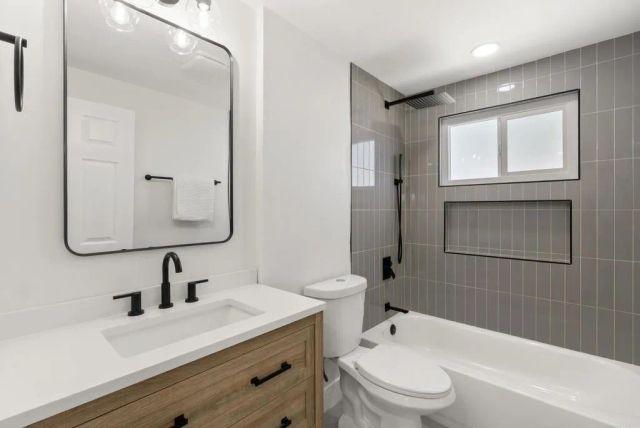2333 E Mission Avenue, Escondido, CA 92027