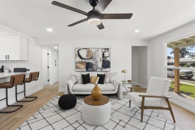 2333 E Mission Avenue, Escondido, CA 92027