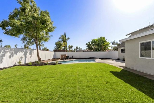 2333 E Mission Avenue, Escondido, CA 92027