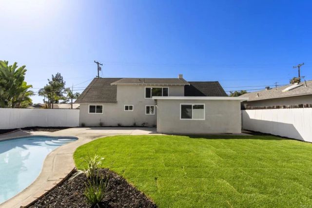 2333 E Mission Avenue, Escondido, CA 92027
