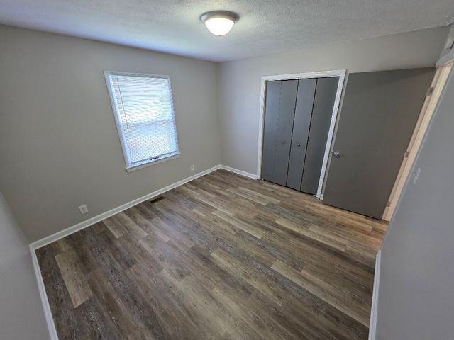 735 Long Hollow Pike, Gallatin, TN 37066
