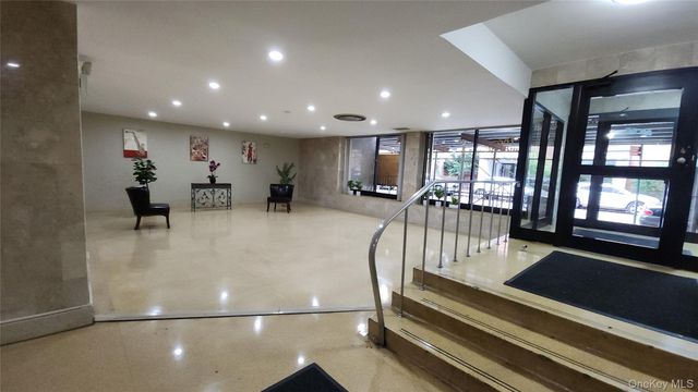 99-10 60th Avenue 3H, Corona, NY 11368