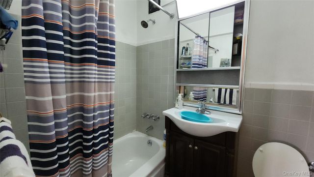 99-10 60th Avenue 3H, Corona, NY 11368