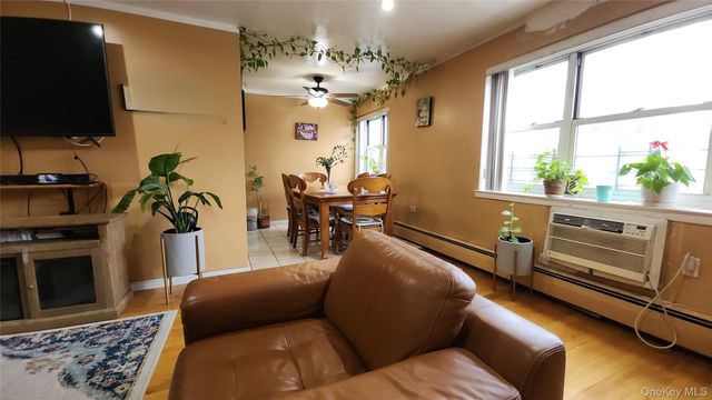 99-10 60th Avenue 3H, Corona, NY 11368