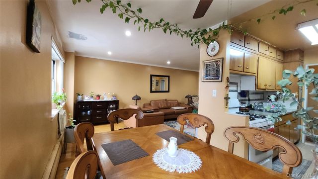 99-10 60th Avenue 3H, Corona, NY 11368