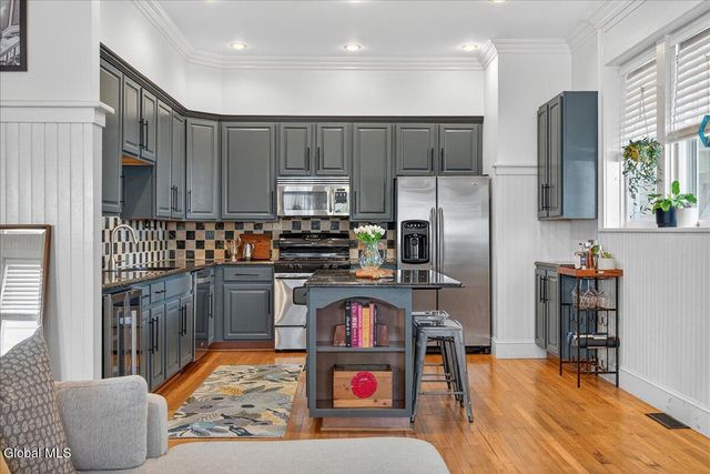 48 Union Avenue #9, Saratoga Springs, NY 12866