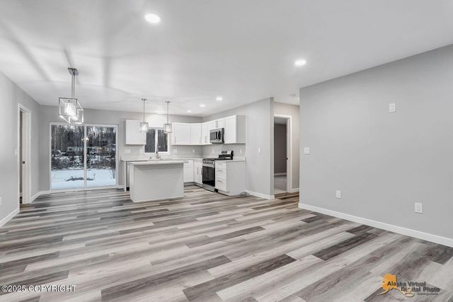 8201 W Teal Circle, Wasilla, AK 99623