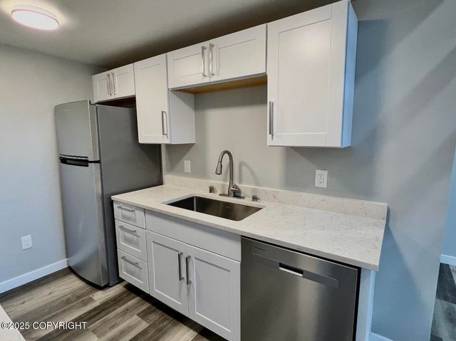 8201 W Teal Circle, Wasilla, AK 99623