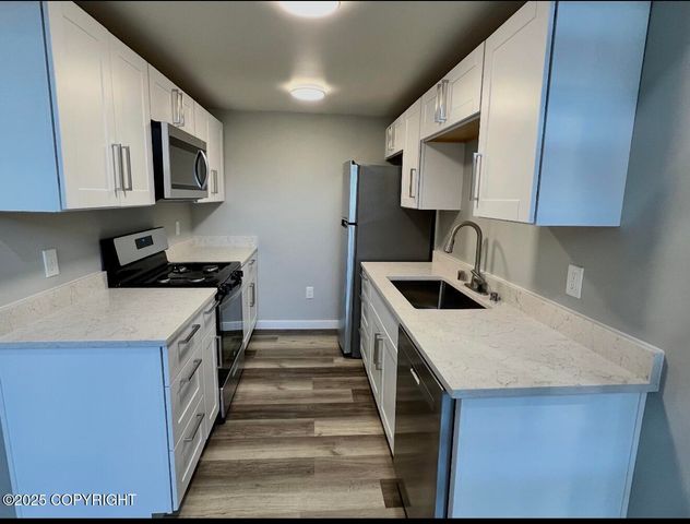 8201 W Teal Circle, Wasilla, AK 99623