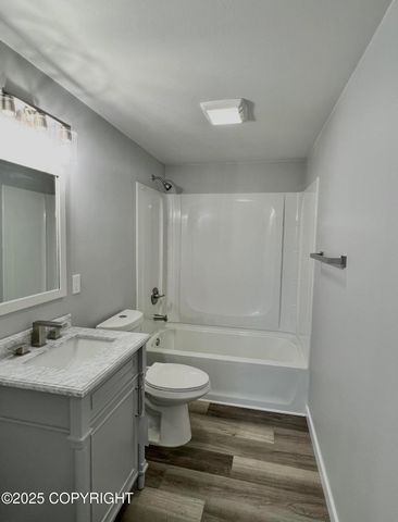 8201 W Teal Circle, Wasilla, AK 99623