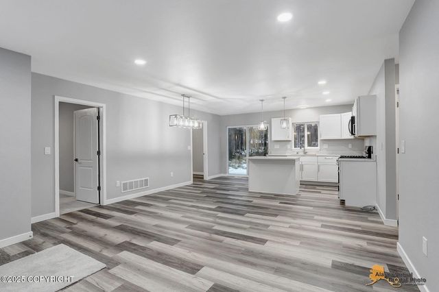 8201 W Teal Circle, Wasilla, AK 99623