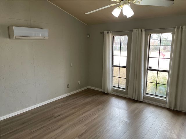 625 Via Del Sur, Mesquite, TX 75150