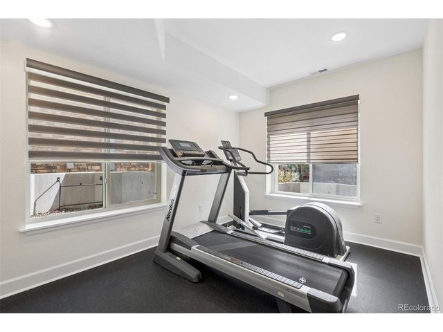 22916 E Bailey Cir, Aurora, CO 80016