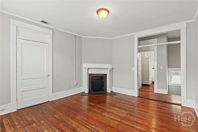 723 E Henry Street, Savannah, GA 31401