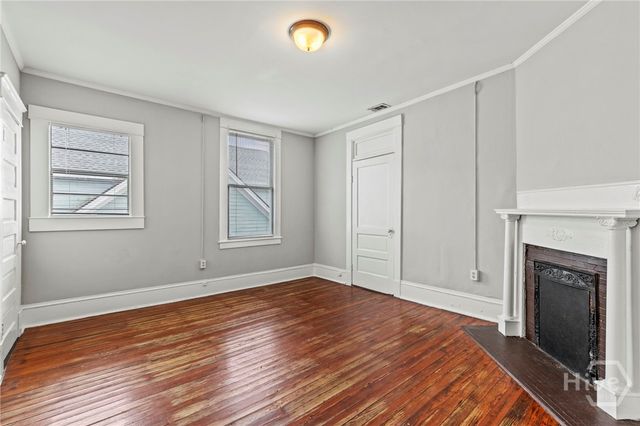 723 E Henry Street, Savannah, GA 31401