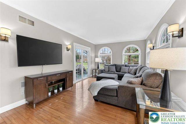 3260 Highfield Circle, Bethlehem Twp, PA 18020