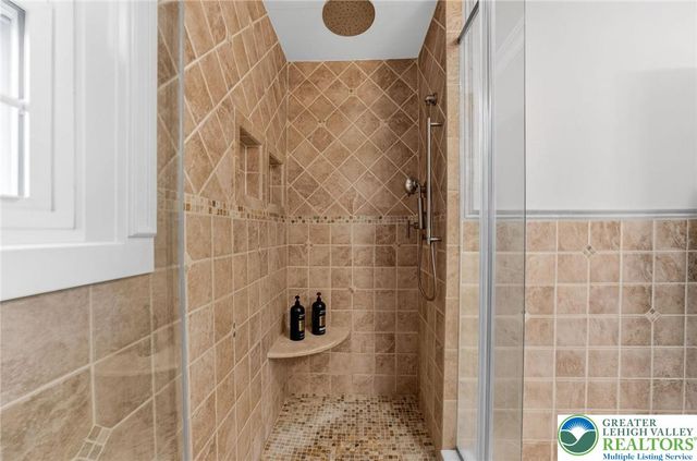 3260 Highfield Circle, Bethlehem Twp, PA 18020