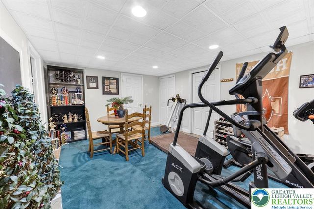 3260 Highfield Circle, Bethlehem Twp, PA 18020