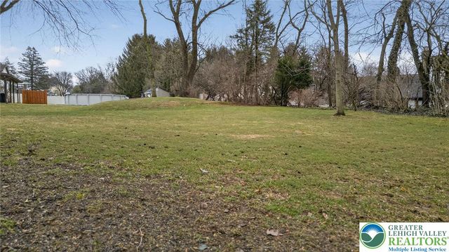 3260 Highfield Circle, Bethlehem Twp, PA 18020