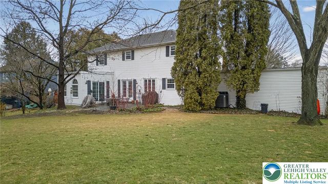 3260 Highfield Circle, Bethlehem Twp, PA 18020