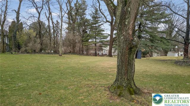 3260 Highfield Circle, Bethlehem Twp, PA 18020