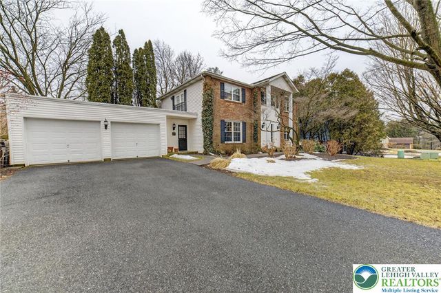 3260 Highfield Circle, Bethlehem Twp, PA 18020