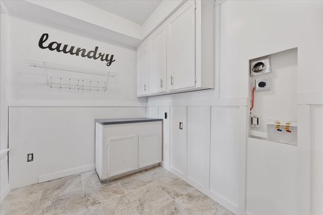 225 Capetown, Conroe, TX 77356