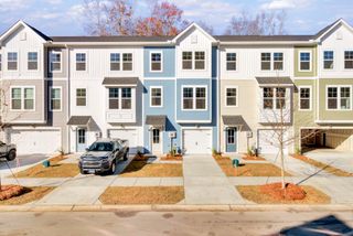 2011 Quiet Ibis Road, Hanahan, SC 29410