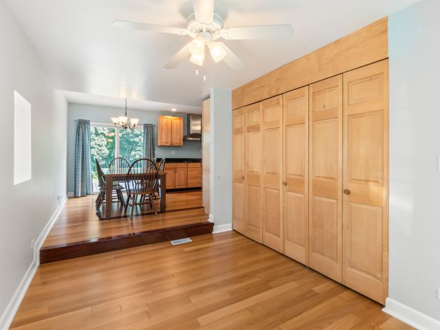 225 Stratford Road, Des Plaines, IL 60016
