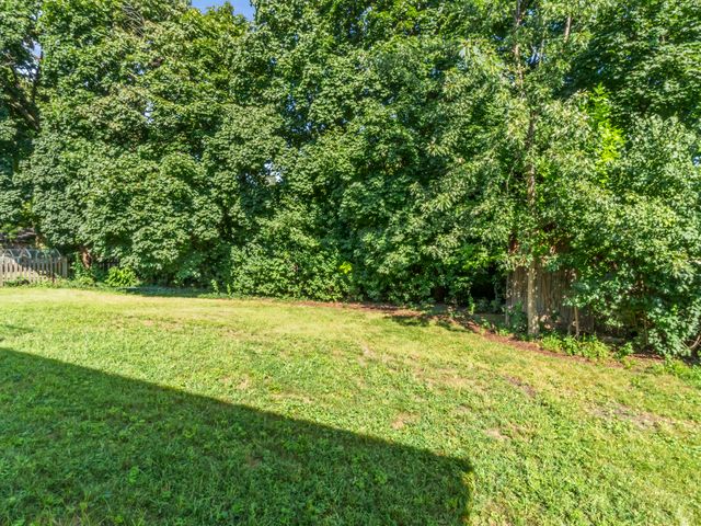 225 Stratford Road, Des Plaines, IL 60016