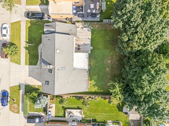225 Stratford Road, Des Plaines, IL 60016
