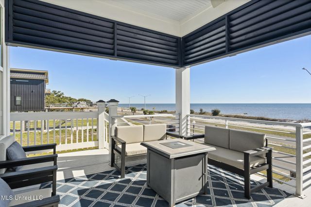 1615 Cayman Cove, Biloxi, MS 39531