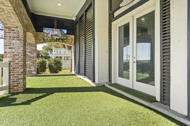 1615 Cayman Cove, Biloxi, MS 39531