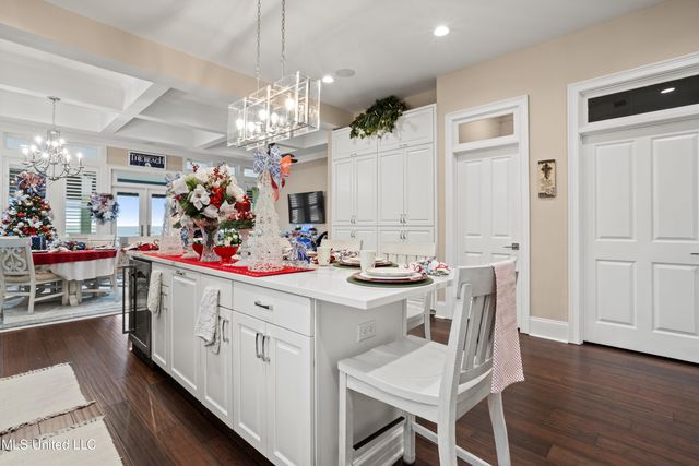 1615 Cayman Cove, Biloxi, MS 39531