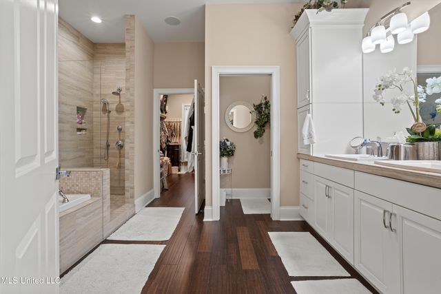 1615 Cayman Cove, Biloxi, MS 39531