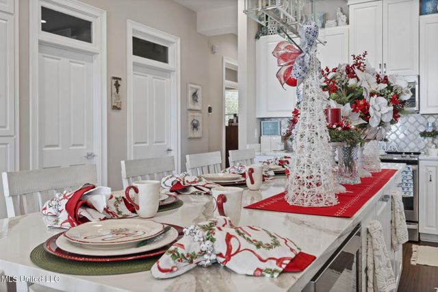 1615 Cayman Cove, Biloxi, MS 39531