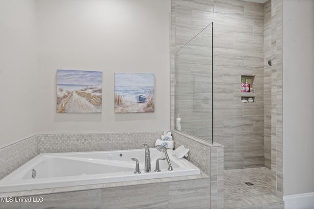 1615 Cayman Cove, Biloxi, MS 39531